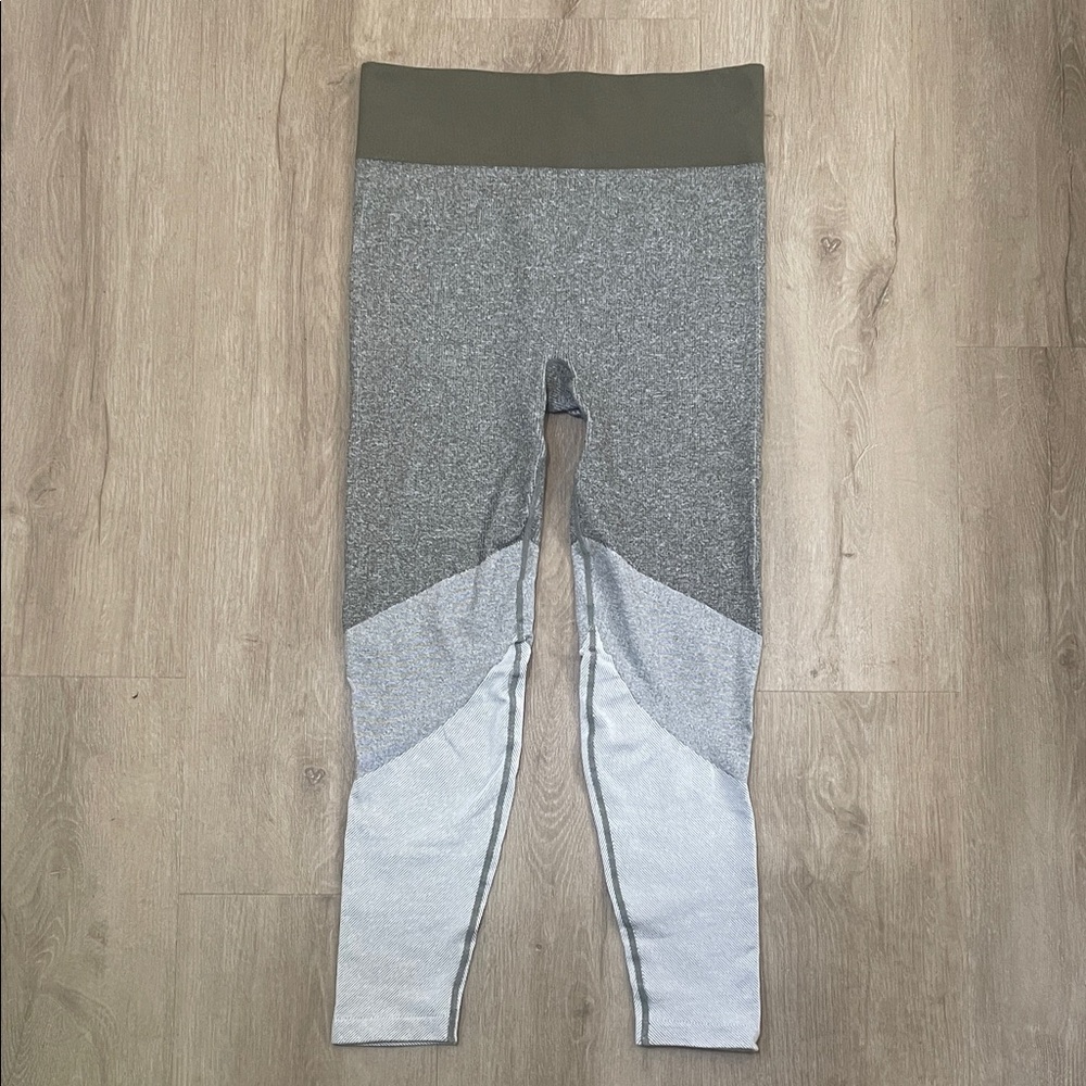aerie Olive Waistband Grey Colorblock Leggings